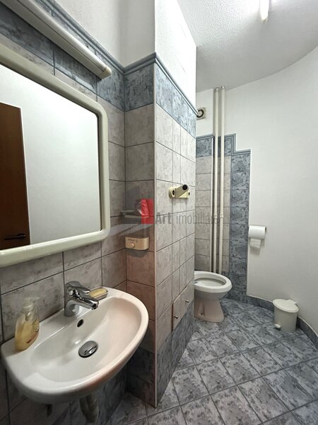 Stefan cel Mare, Dinamo, apartament spatios 3-4 camere,